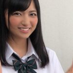 AV女優・根尾あかりが制服着るとガチの高校生に見える